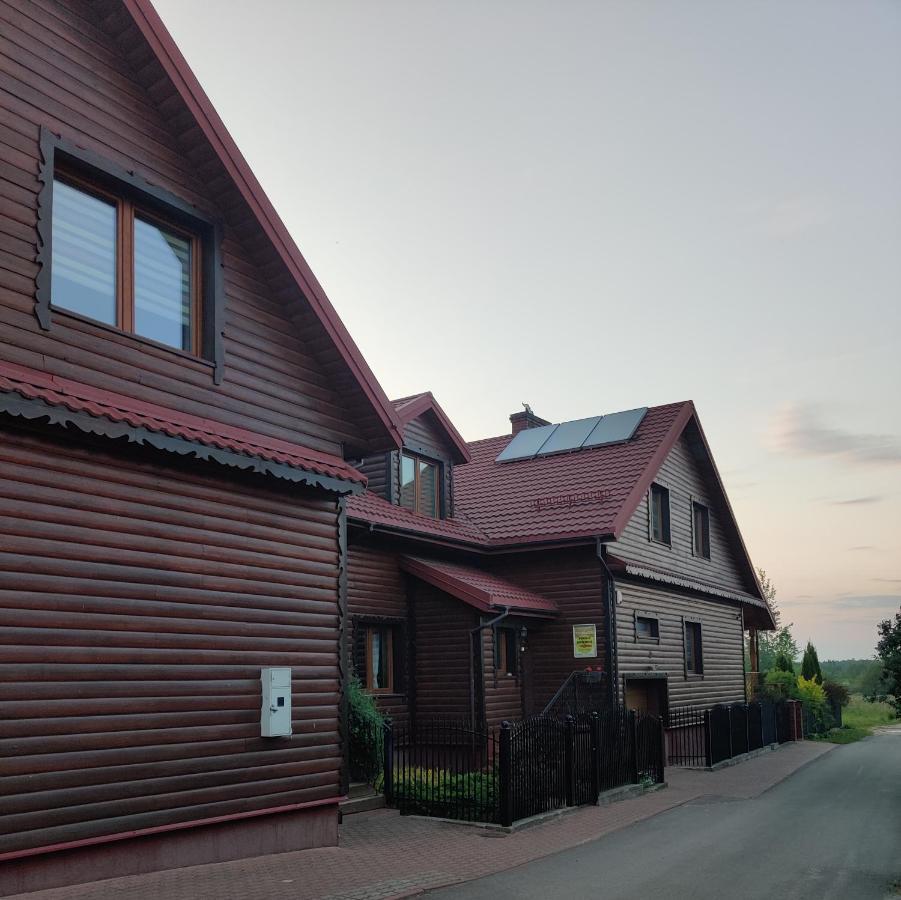 Cztery Pory Roku Pensionat Białowieża Exteriör bild